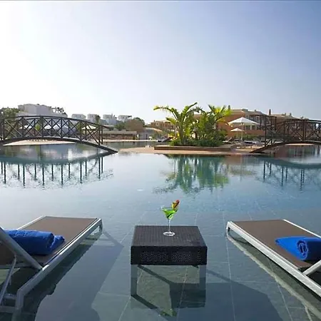 Carvoeiro Sleeps 4 With Air Con And Wifi * Carvoeiro (Lagoa)