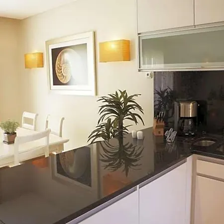 Carvoeiro Sleeps 4 With Air Con And Wifi Villa *